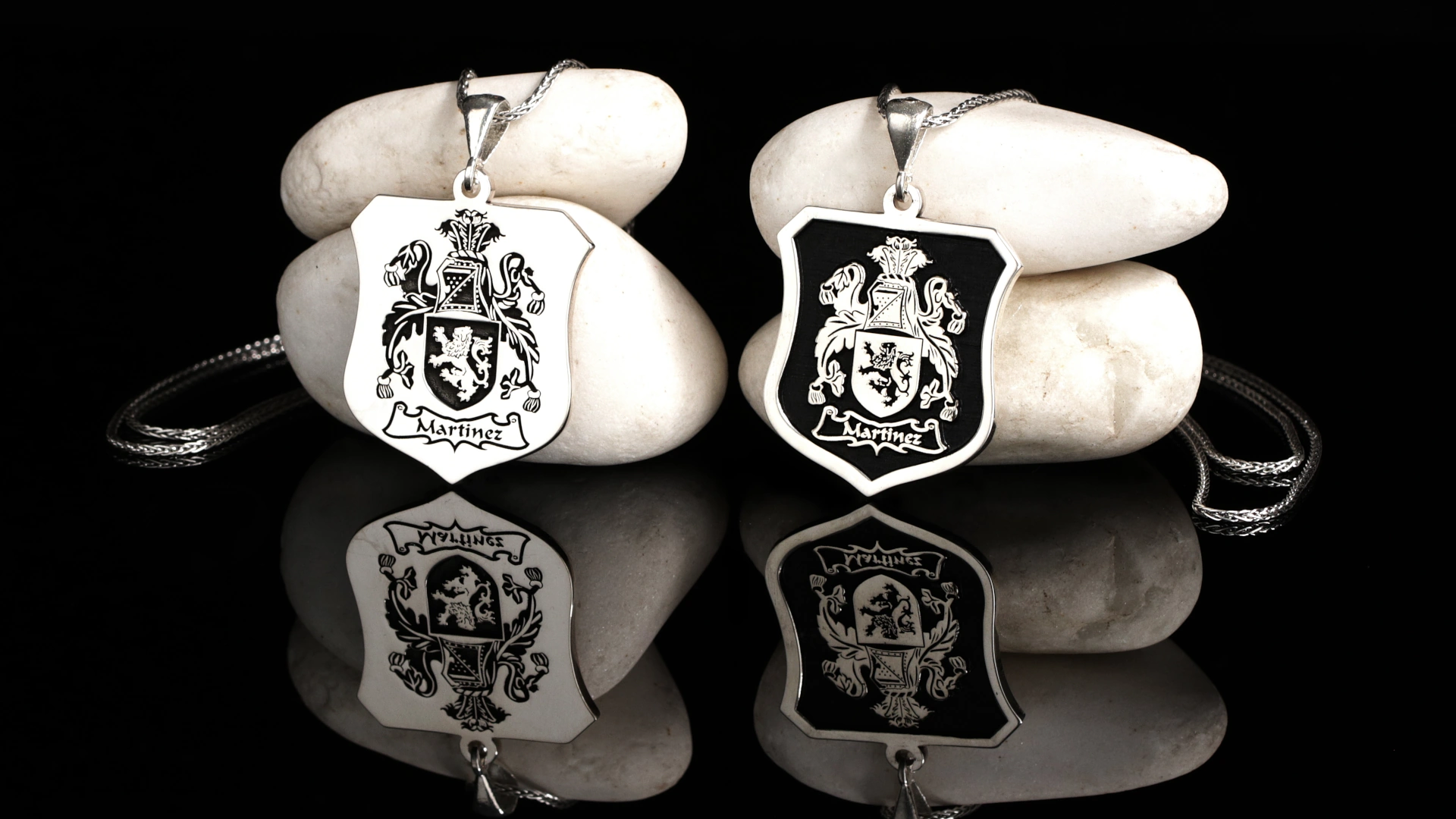 Shield Coat of Arms Pendant – Personalized Crest Necklace